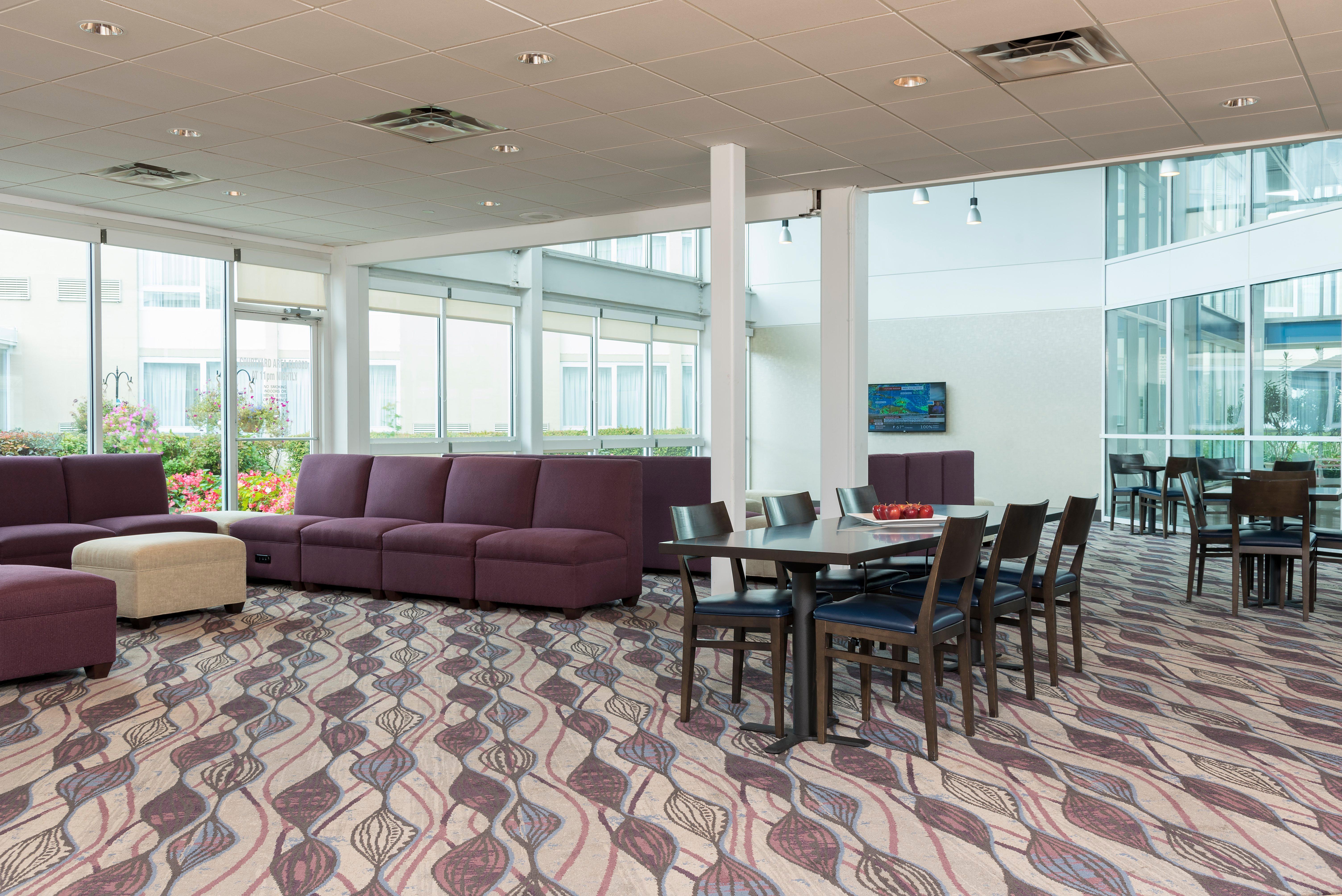 Holiday Inn Chicago - Elk Grove, An Ihg Hotel Elk Grove Village Exterior photo